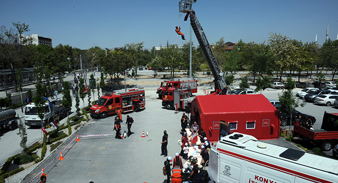 Konya İtfaiyesi 2016'da 7 Bin 82 Yangına Müdahale Etti