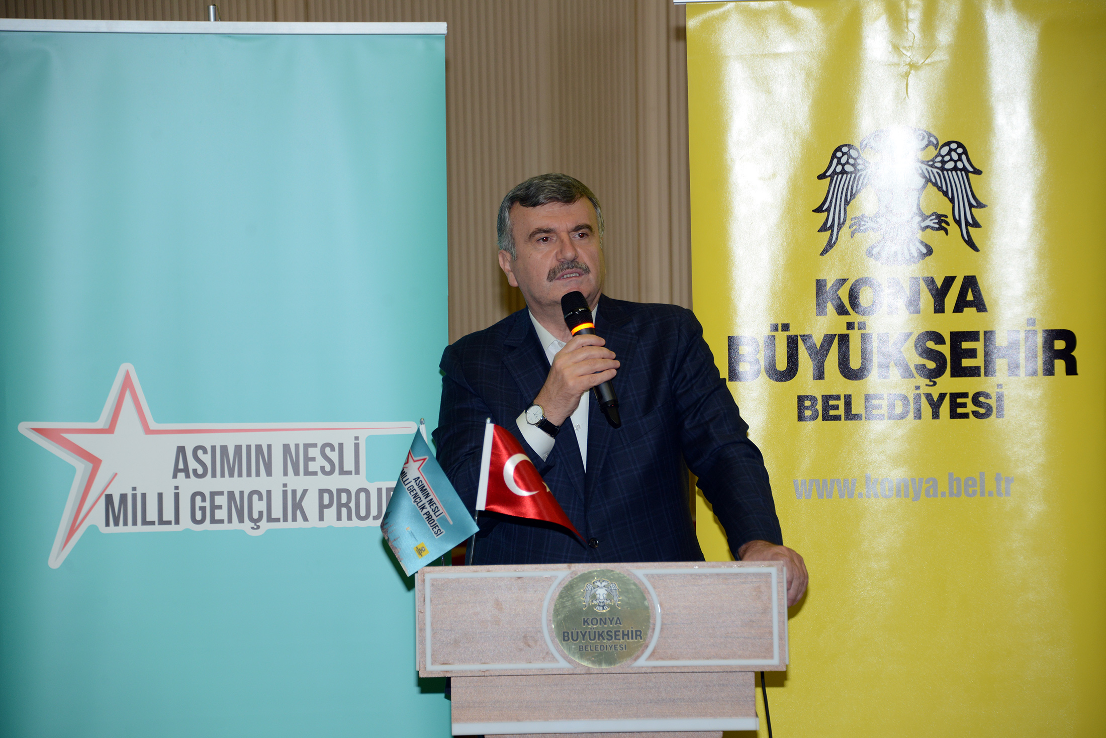 Medeniyetler İdealist İnsanların Omuzlarında Yükselir