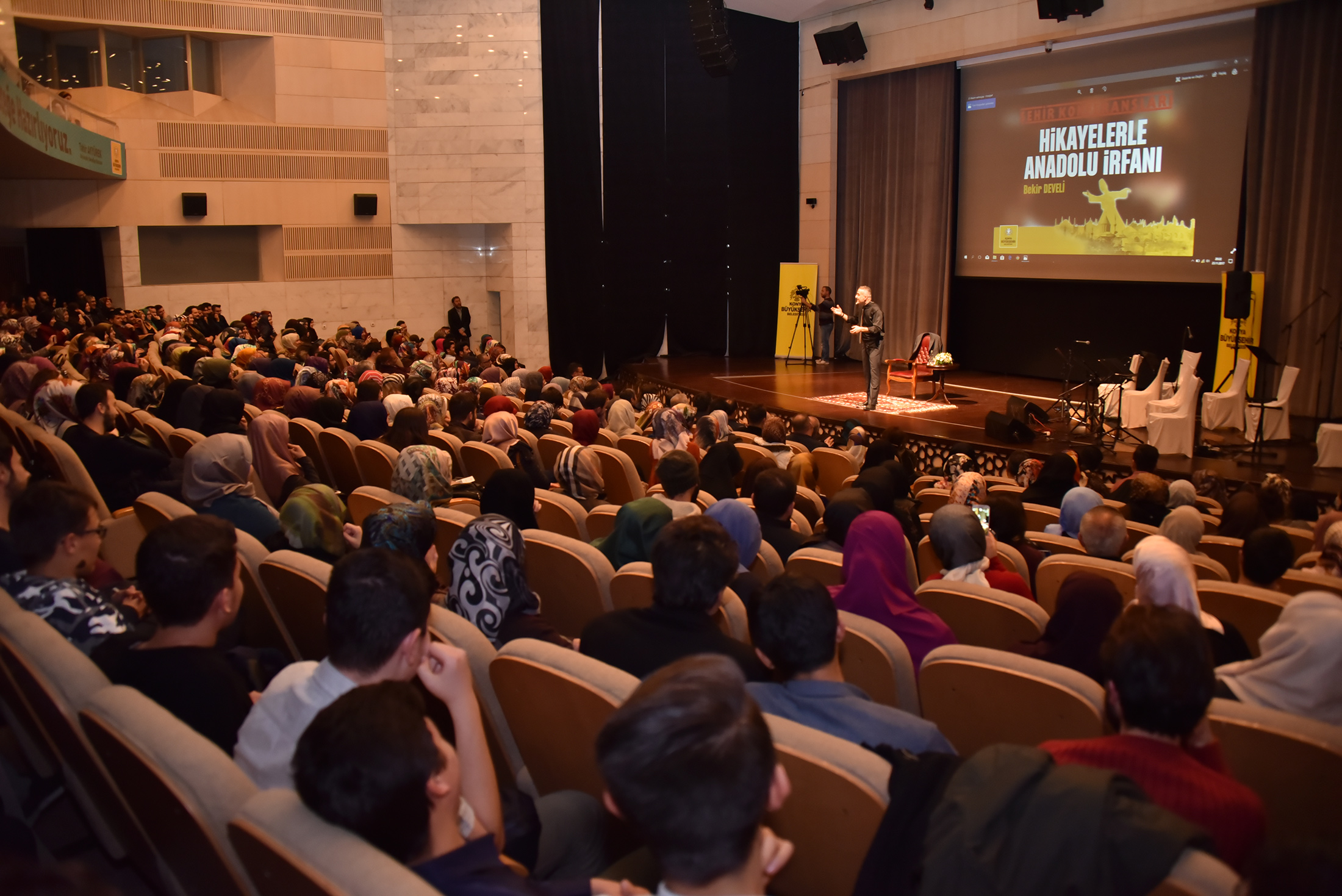 Şehir Konferanslarında 'Hikayelerle Anadolu İrfanı' Anlatıldı