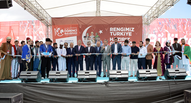 Konya Uluslararası Öğrenci Buluşması'na Ev Sahipliği Yapıyor