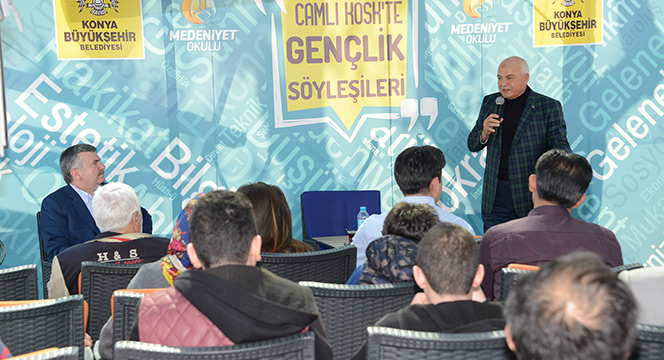 Camlı Köşk Söyleşilerine Mustafa Kabakçı Konuk Oldu