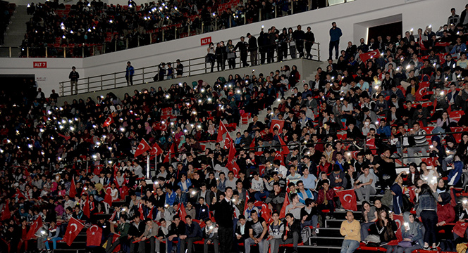 Öğrenciler Çanakkale Ruhunu Yaşattı