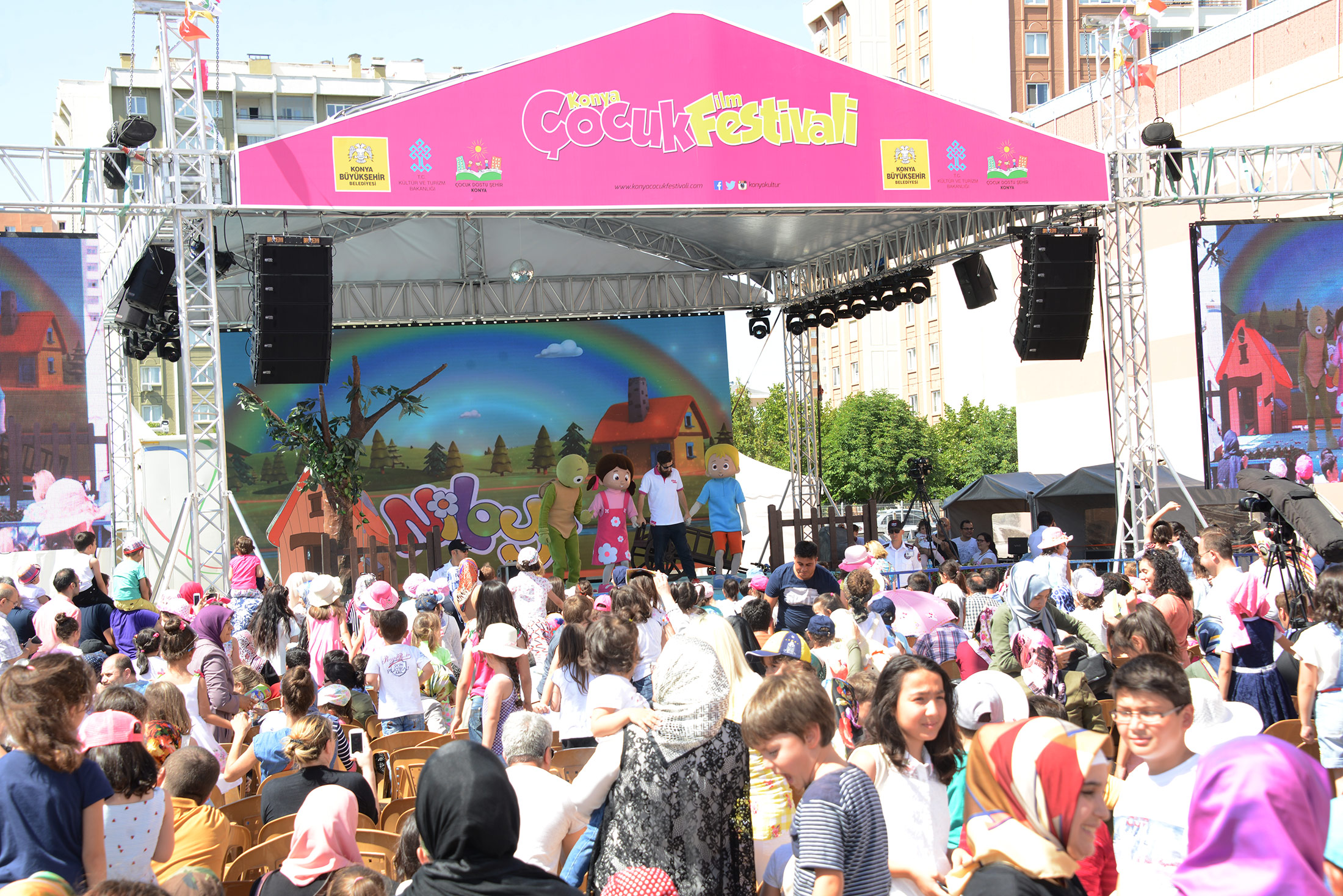 Başkan Akyürek Konya Çocuk Festivali'nde Çocuklarla Buluştu