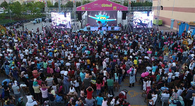 Başkan Akyürek Konya Çocuk Festivali'nde Çocuklarla Buluştu
