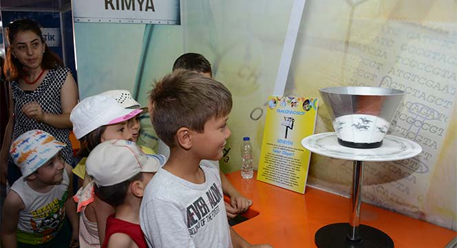 Başkan Akyürek Konya Çocuk Festivali'nde Çocuklarla Buluştu