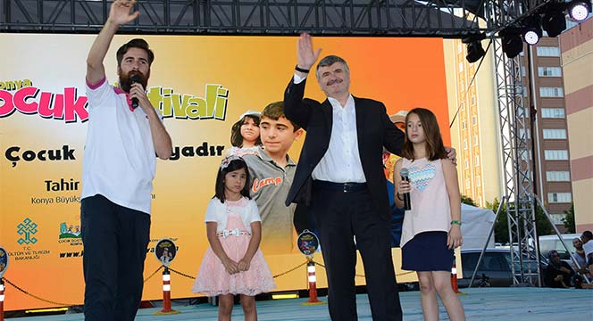 Başkan Akyürek Konya Çocuk Festivali'nde Çocuklarla Buluştu