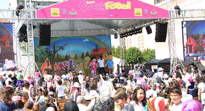 Başkan Akyürek Konya Çocuk Festivali'nde Çocuklarla Buluştu