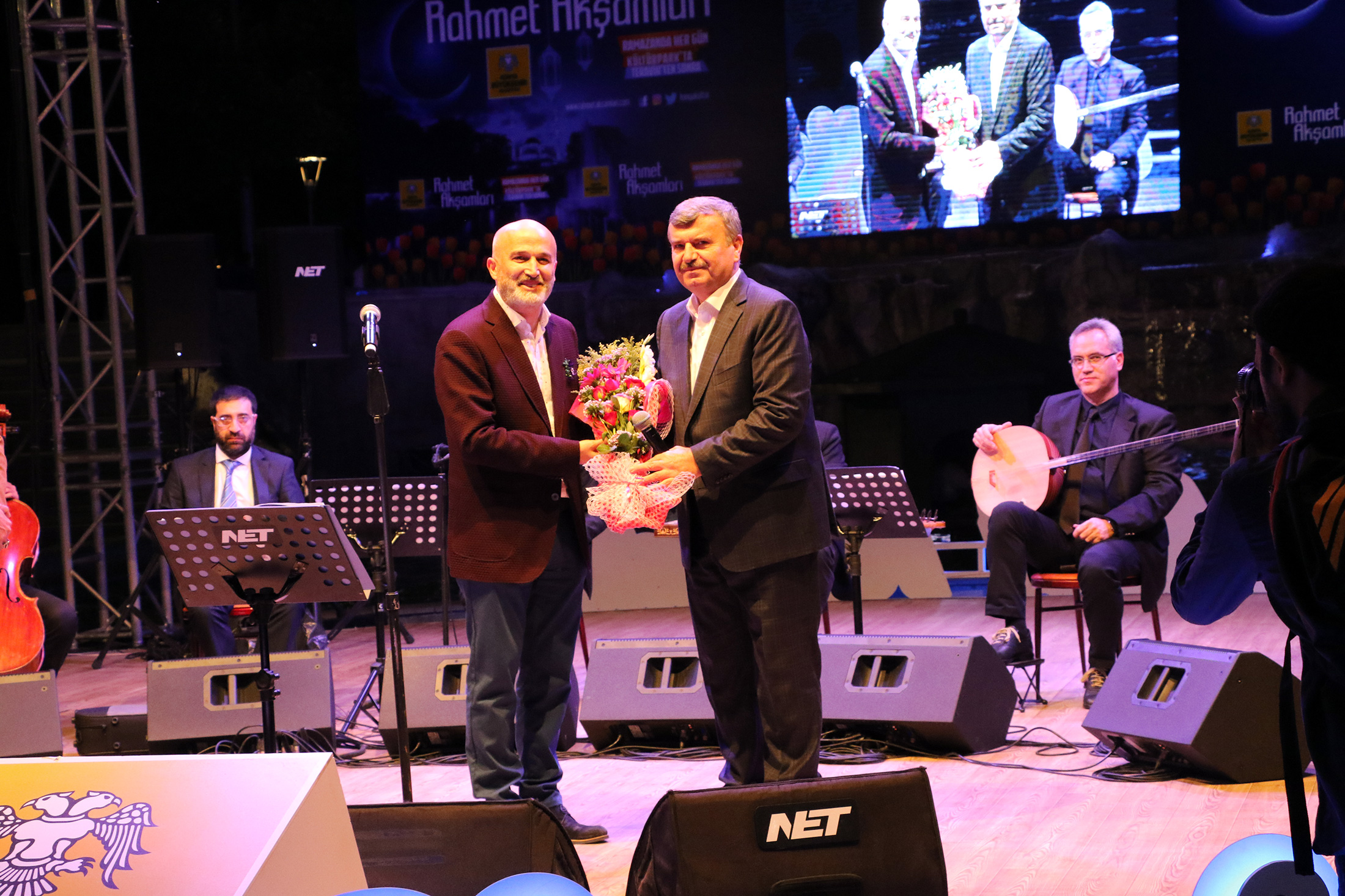 'Konya Güllerle Adeta Bir Rüya Şehir Olmuş'