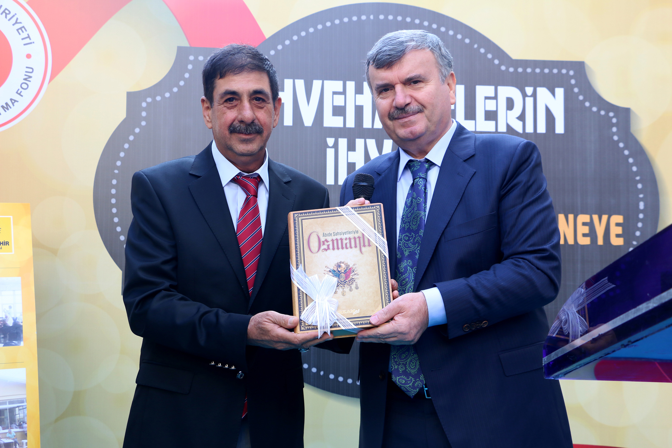 Büyükşehir'den Örnek Proje: Kahvehaneler Kıraathaneye Dönüşüyor