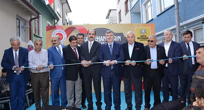 Büyükşehir'den Örnek Proje: Kahvehaneler Kıraathaneye Dönüşüyor