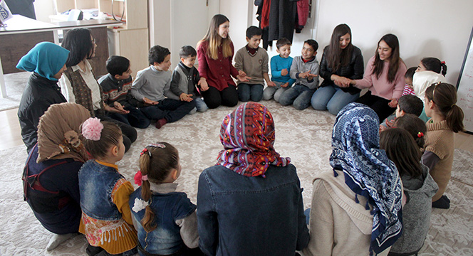 Gençlerden Bir Örnek Proje Daha: 'Kardeşim Olur Musun?'