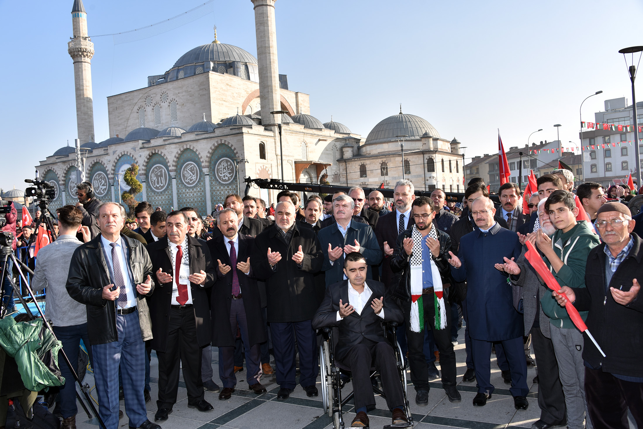On Binlerce Konyalı 'Davamız Kudüs' Dedi
