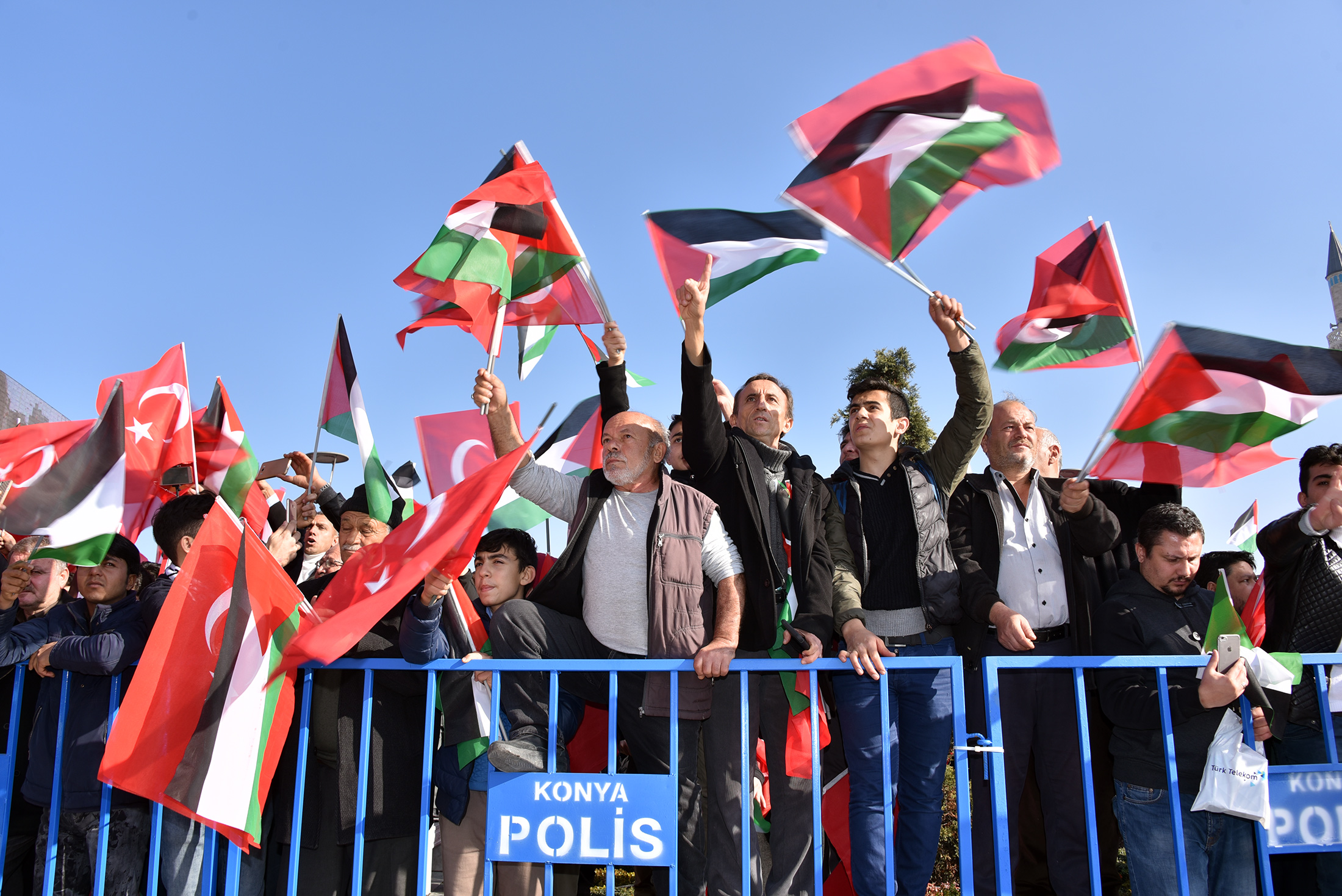 On Binlerce Konyalı 'Davamız Kudüs' Dedi