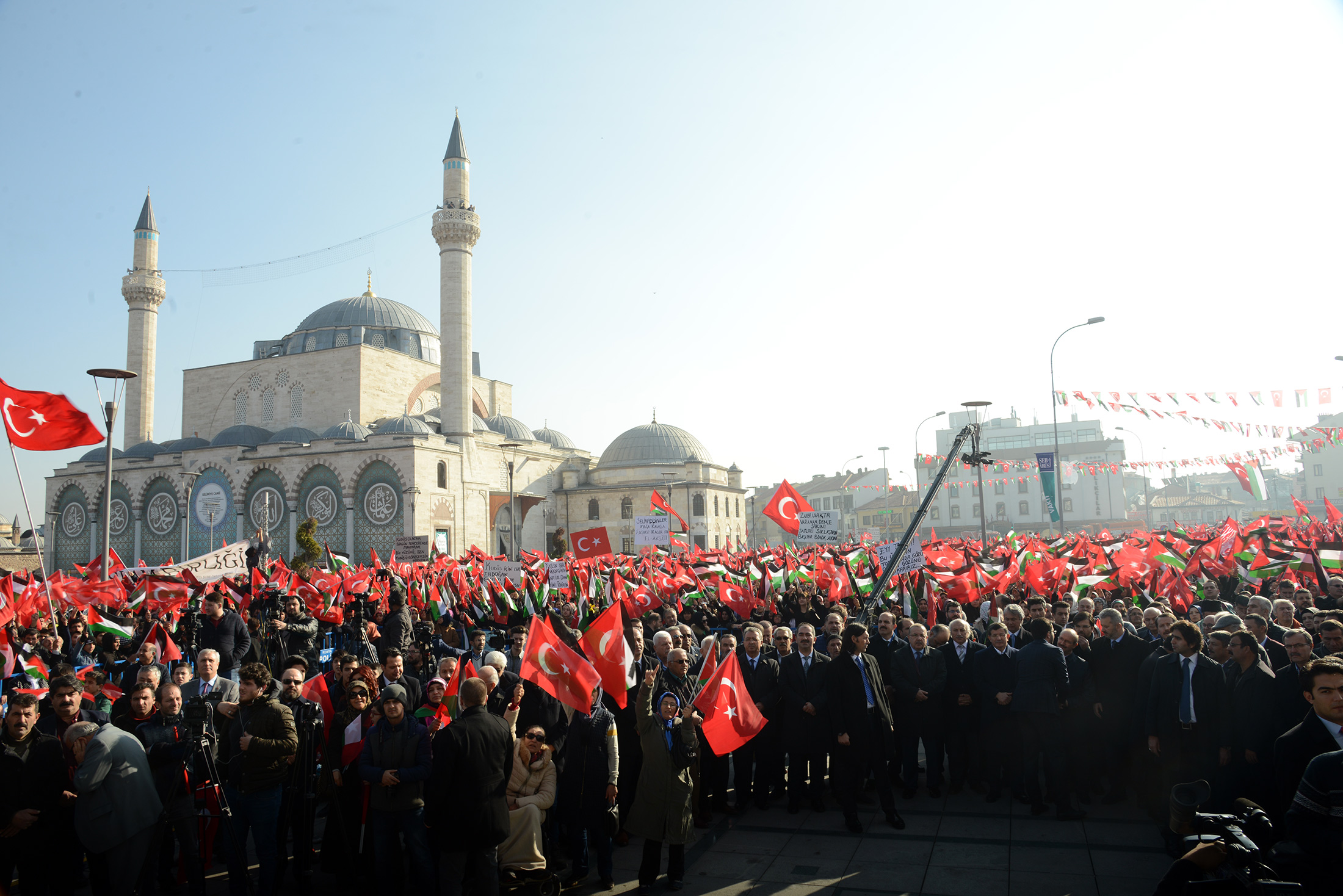 On Binlerce Konyalı 'Davamız Kudüs' Dedi