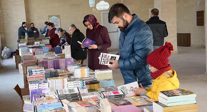 Mevlana Kitap Günleri 17 Aralık'a Kadar İrfan Kültür Merkezi'nde