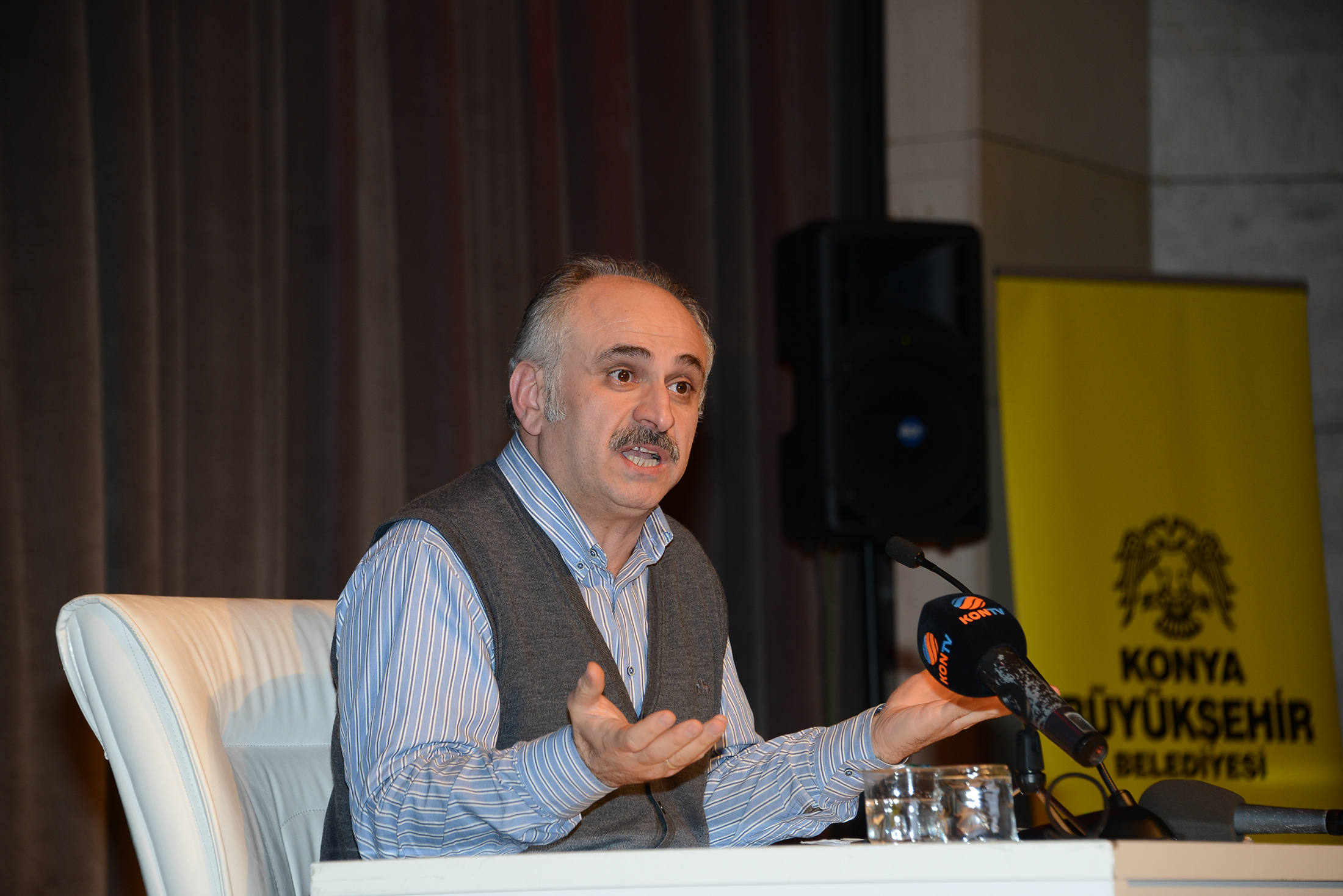 Türkistan'dan Anadolu'ya Bilim ve Felsefe Anlatıldı