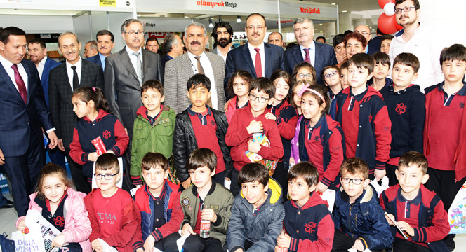 Konya Kitap Günleri Yoğun Bir Katılımla Açıldı