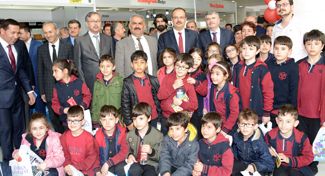 Konya'da 'Kitap' Gündem Oldu