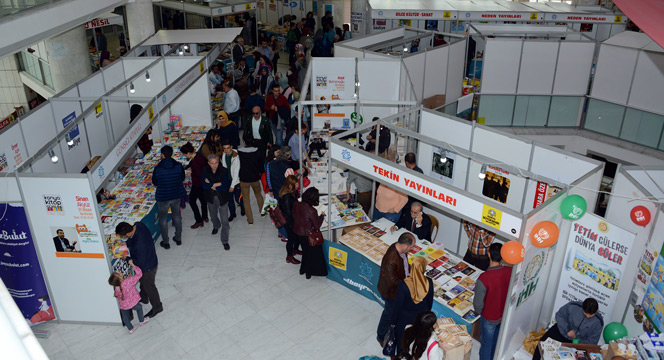 Konya'da 'Kitap' Gündem Oldu