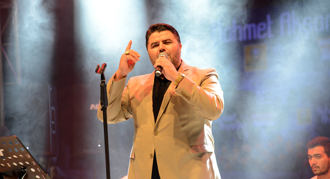 Rahmet Akşamları Şehri Sarıyor