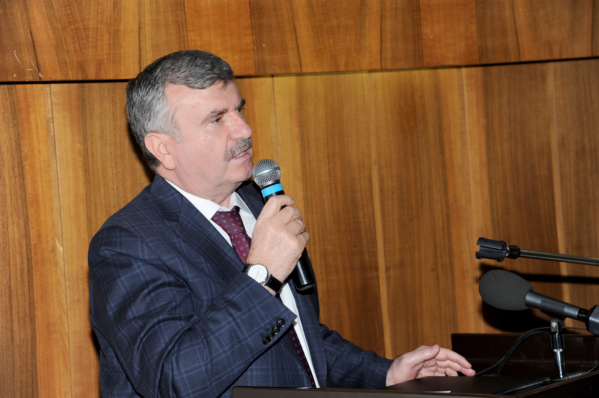 Uluslararası Türk Sanatı, Tarihi ve Folkloru Kongresi Başladı