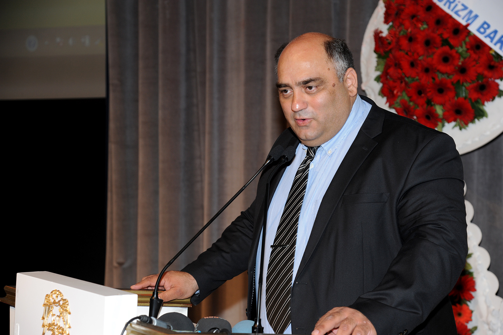 Uluslararası Türk Sanatı, Tarihi ve Folkloru Kongresi Başladı