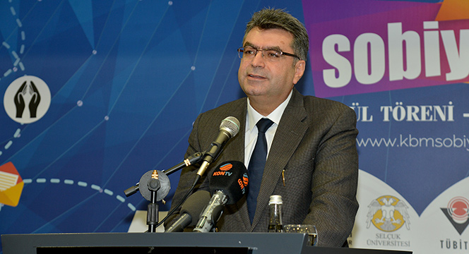 Ülkenin Geleceği Olan Başarılı Gençler Ödüllendirildi