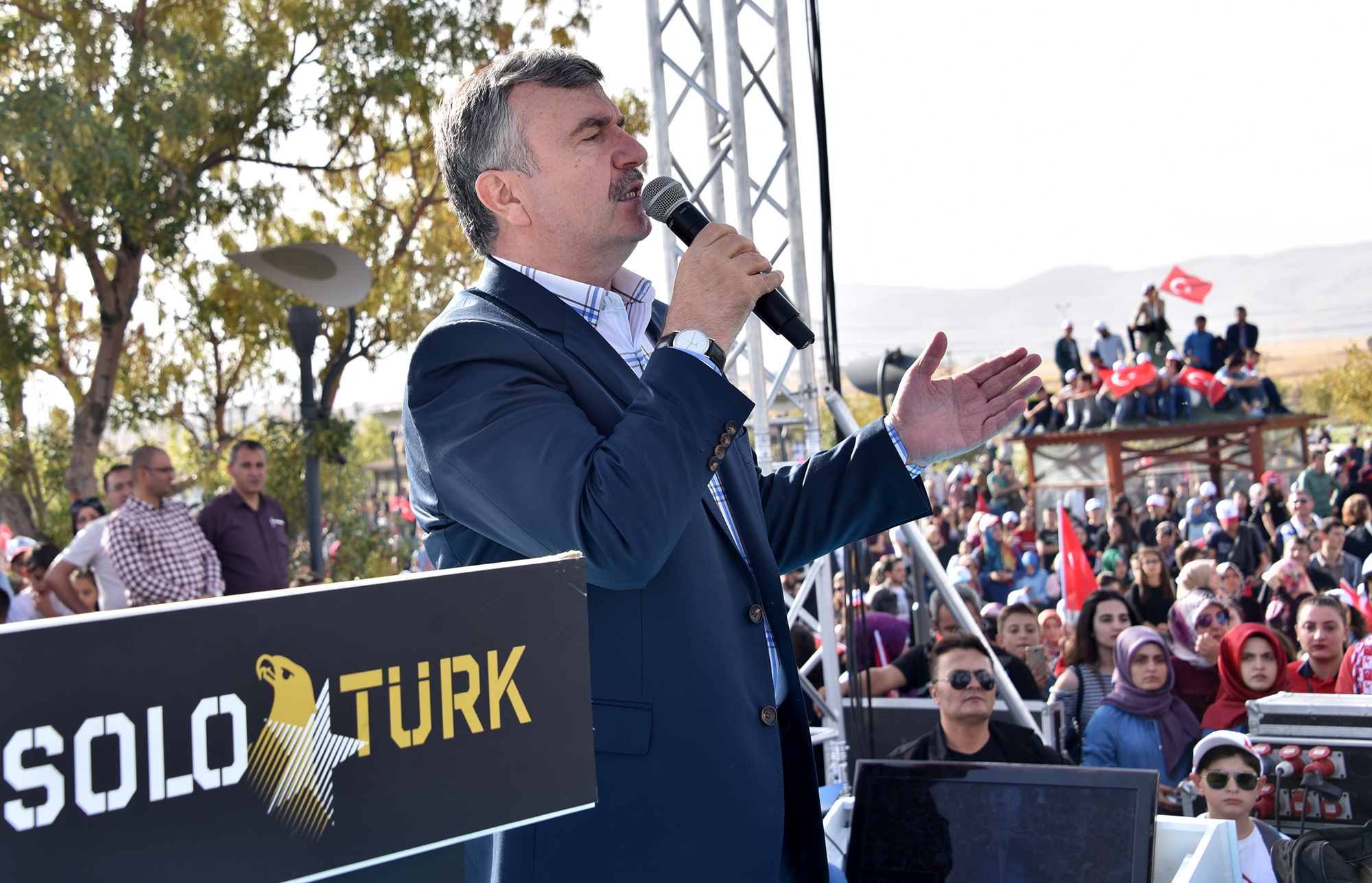 Kahraman Pilotların Muhteşem Gösterisi Nefes Kesti