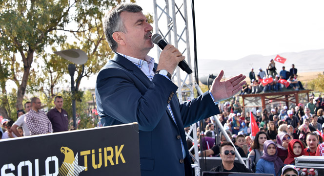 Kahraman Pilotların Muhteşem Gösterisi Nefes Kesti