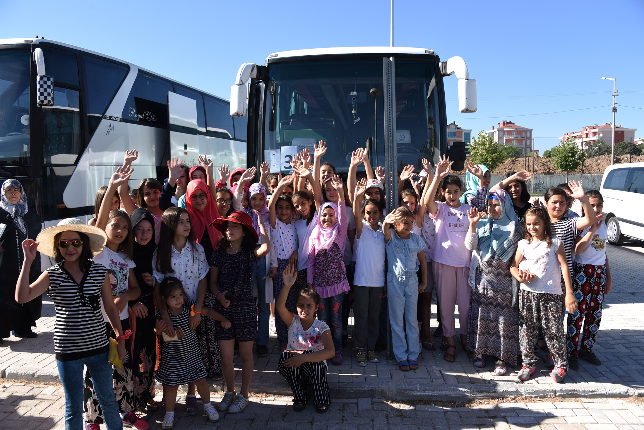 Bilgehanelerdeki Kız Öğrencilere Silifke'de Yaz Kampı