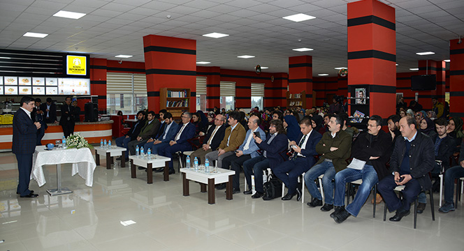 Gençlere Yeni Anayasa ve Güçlü Türkiye Anlatıldı