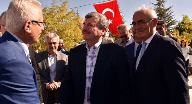 Çerkes Dilini ve Kültürünü Yaşatacak Kültür Merkezi Törenle Açıldı