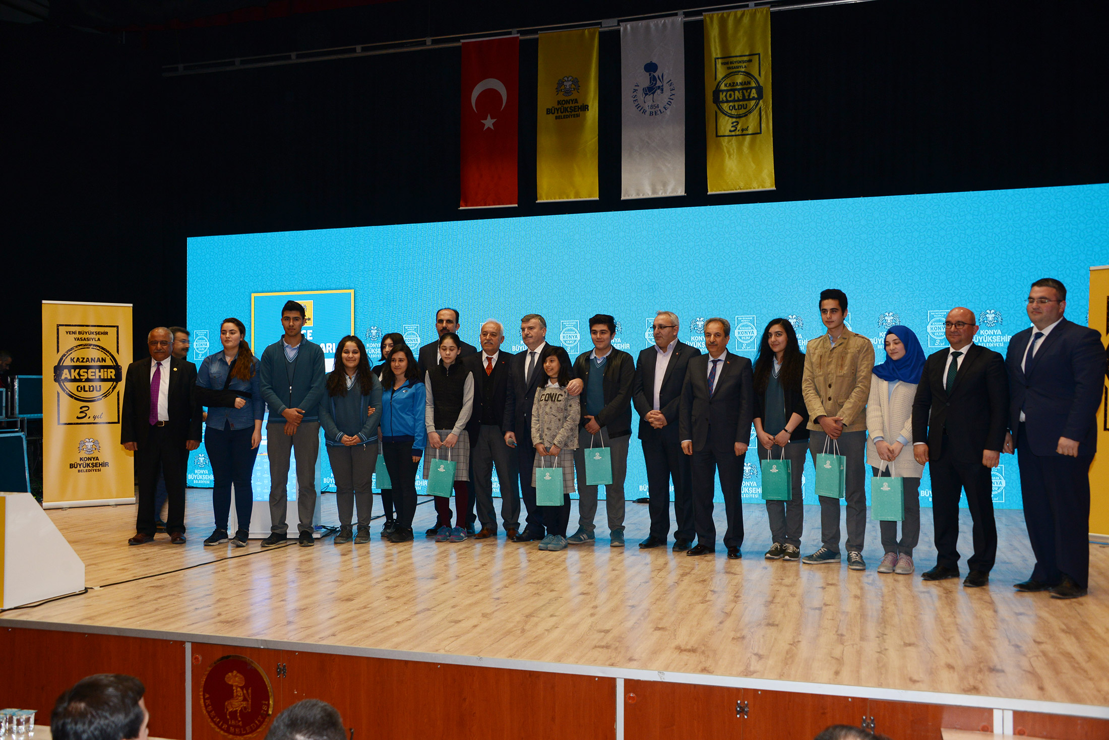 Türkiye Düşmanlarının Heveslerini Kursaklarında Bırakalım