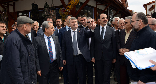 Türkiye Düşmanlarının Heveslerini Kursaklarında Bırakalım