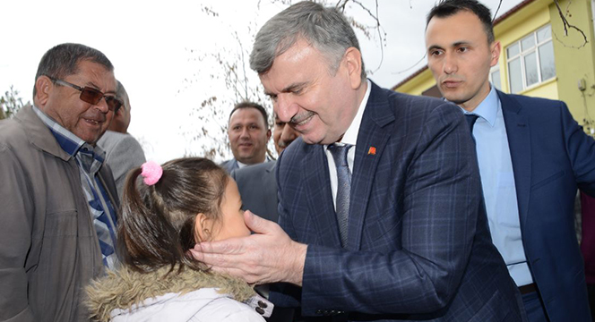 Türkiye Düşmanlarının Heveslerini Kursaklarında Bırakalım