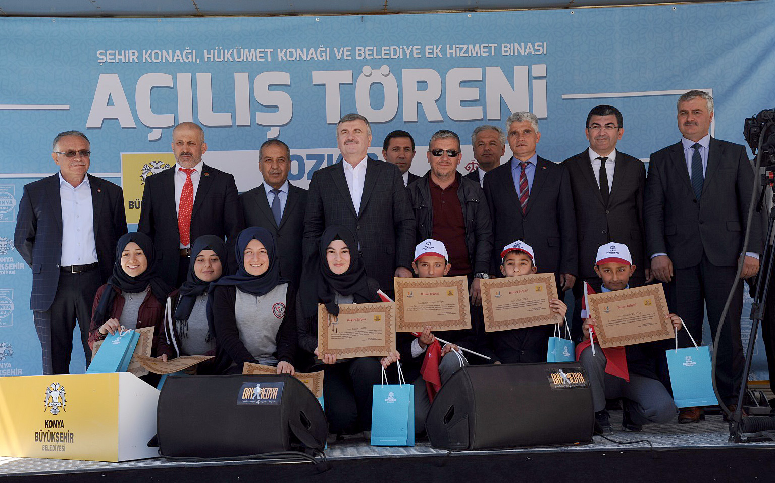 Bütün Yatırımlar Birlik ve Beraberliğin Neticesidir