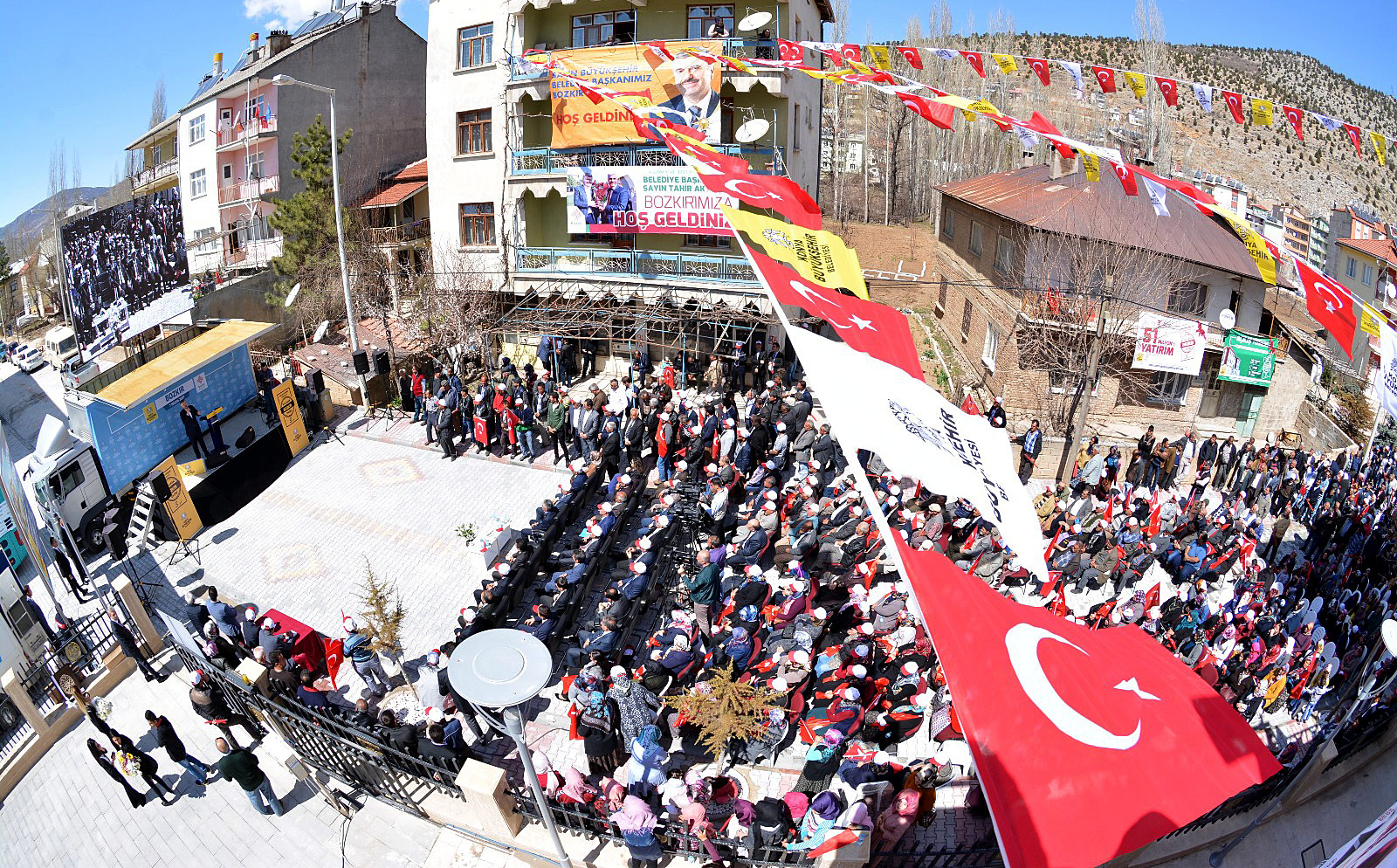 Bütün Yatırımlar Birlik ve Beraberliğin Neticesidir