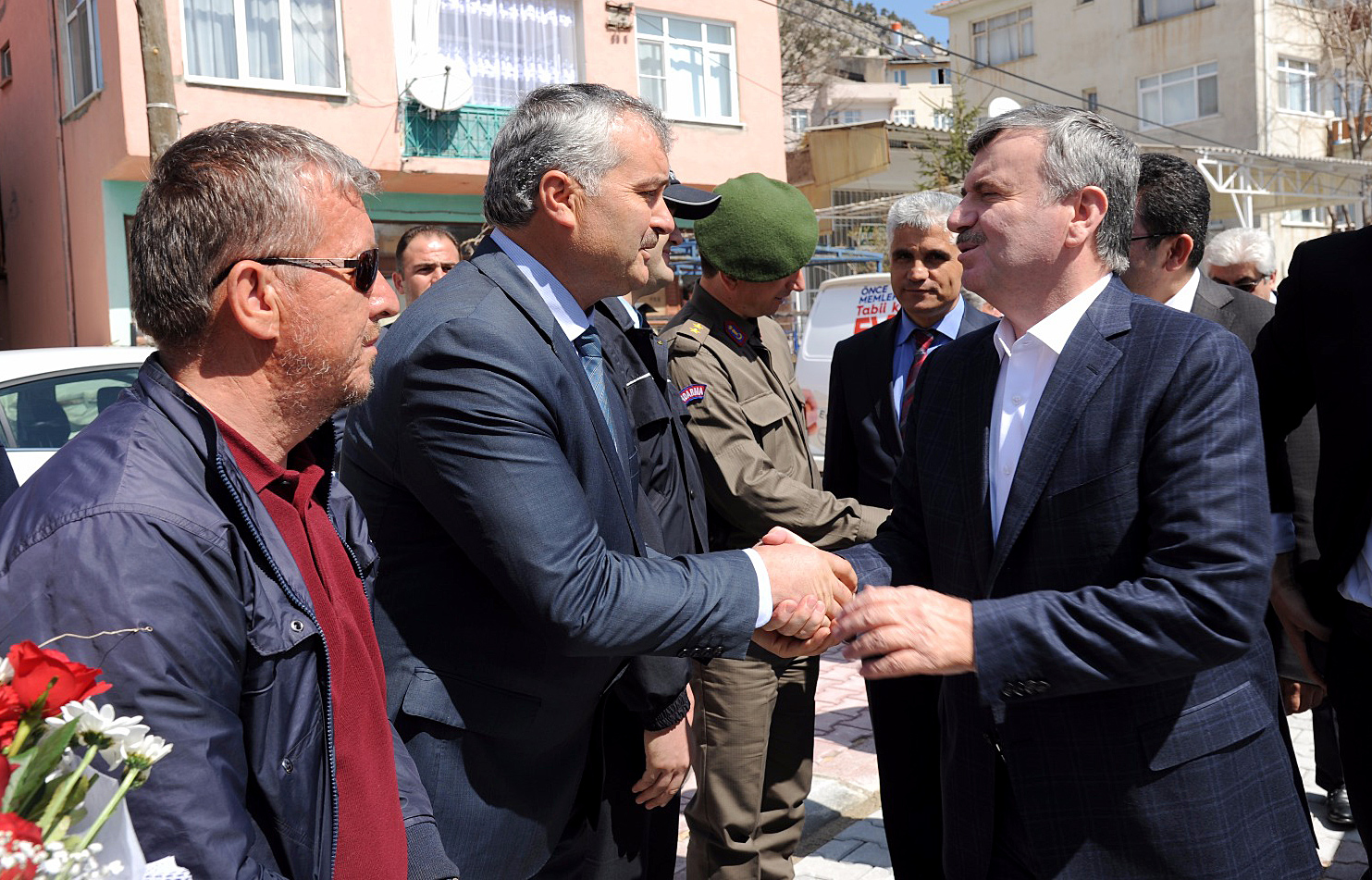 Bütün Yatırımlar Birlik ve Beraberliğin Neticesidir