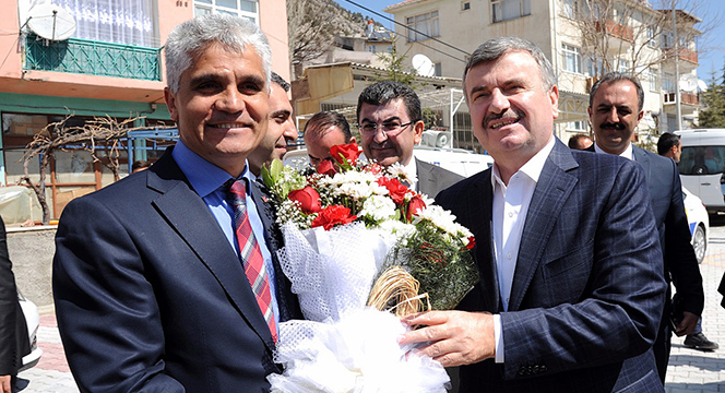 Bütün Yatırımlar Birlik ve Beraberliğin Neticesidir