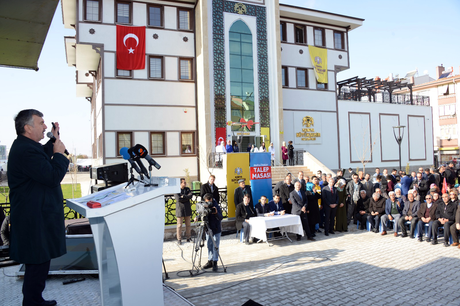 Başkan Akyürek Cihanbeyli Şehir Konağı'nın Açılışını Yaptı
