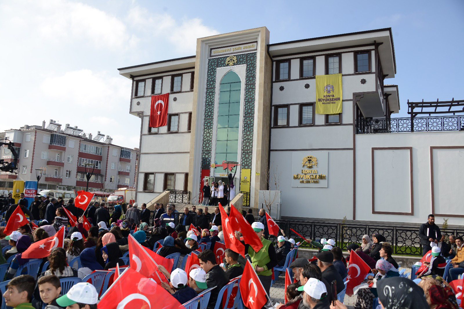 Başkan Akyürek Cihanbeyli Şehir Konağı'nın Açılışını Yaptı