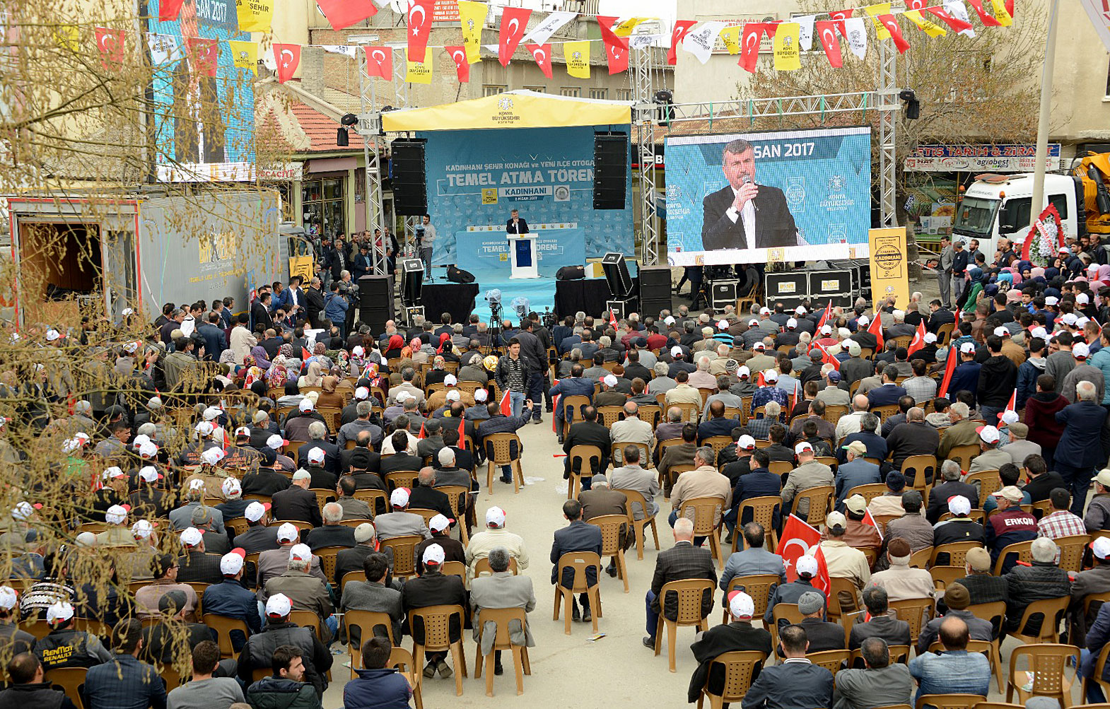 Kadınhanı İlçesi'nde 2 Önemli Yatırımın Temeli Atıldı