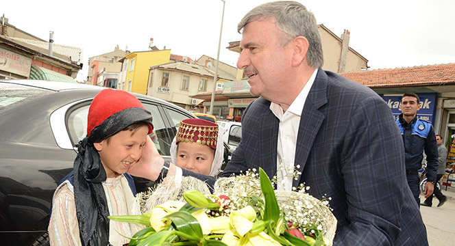 Kadınhanı İlçesi'nde 2 Önemli Yatırımın Temeli Atıldı