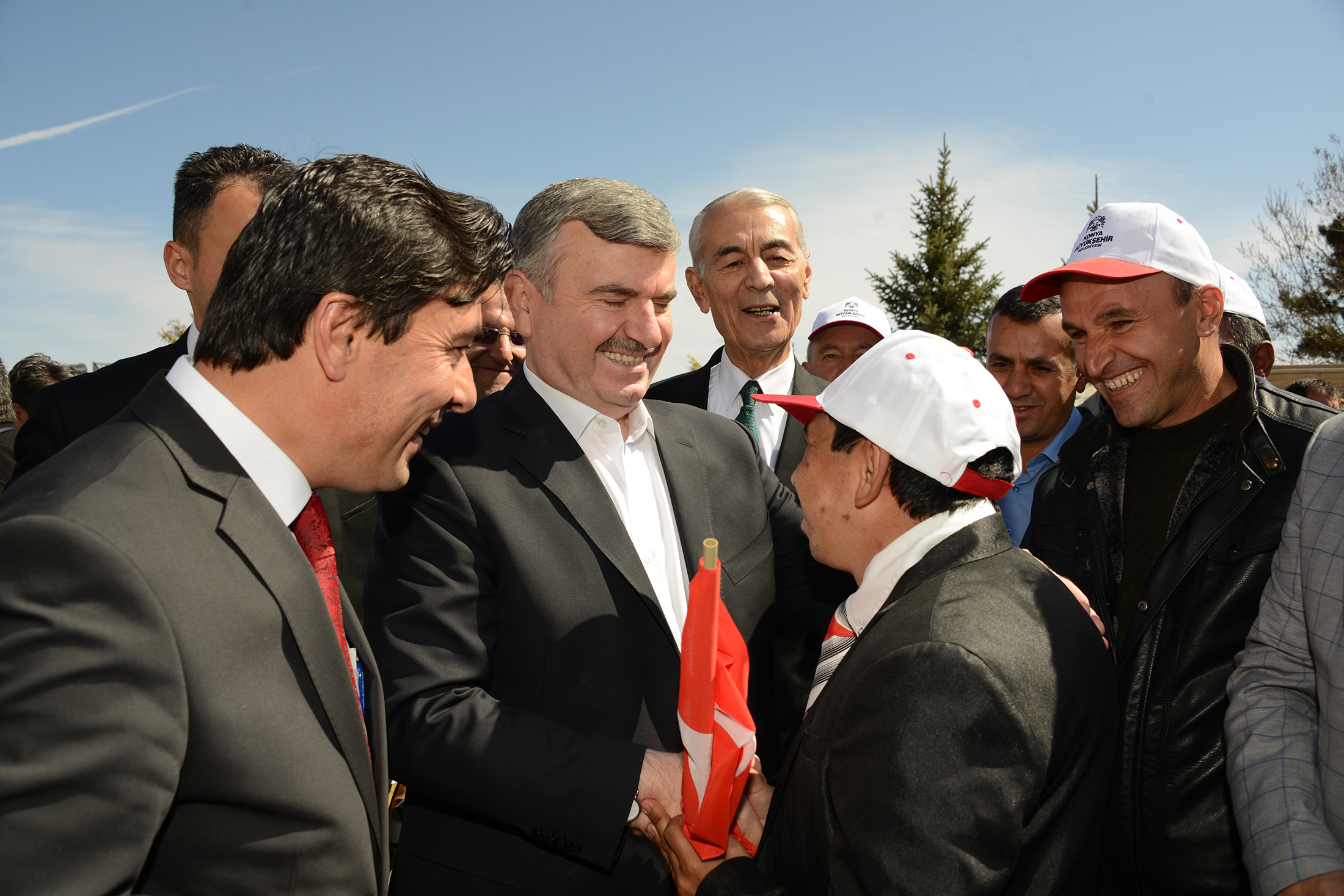 Taşkent ve Hadim'de Yatırım Coşkusu