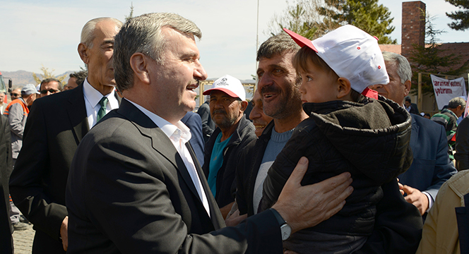 Taşkent ve Hadim'de Yatırım Coşkusu