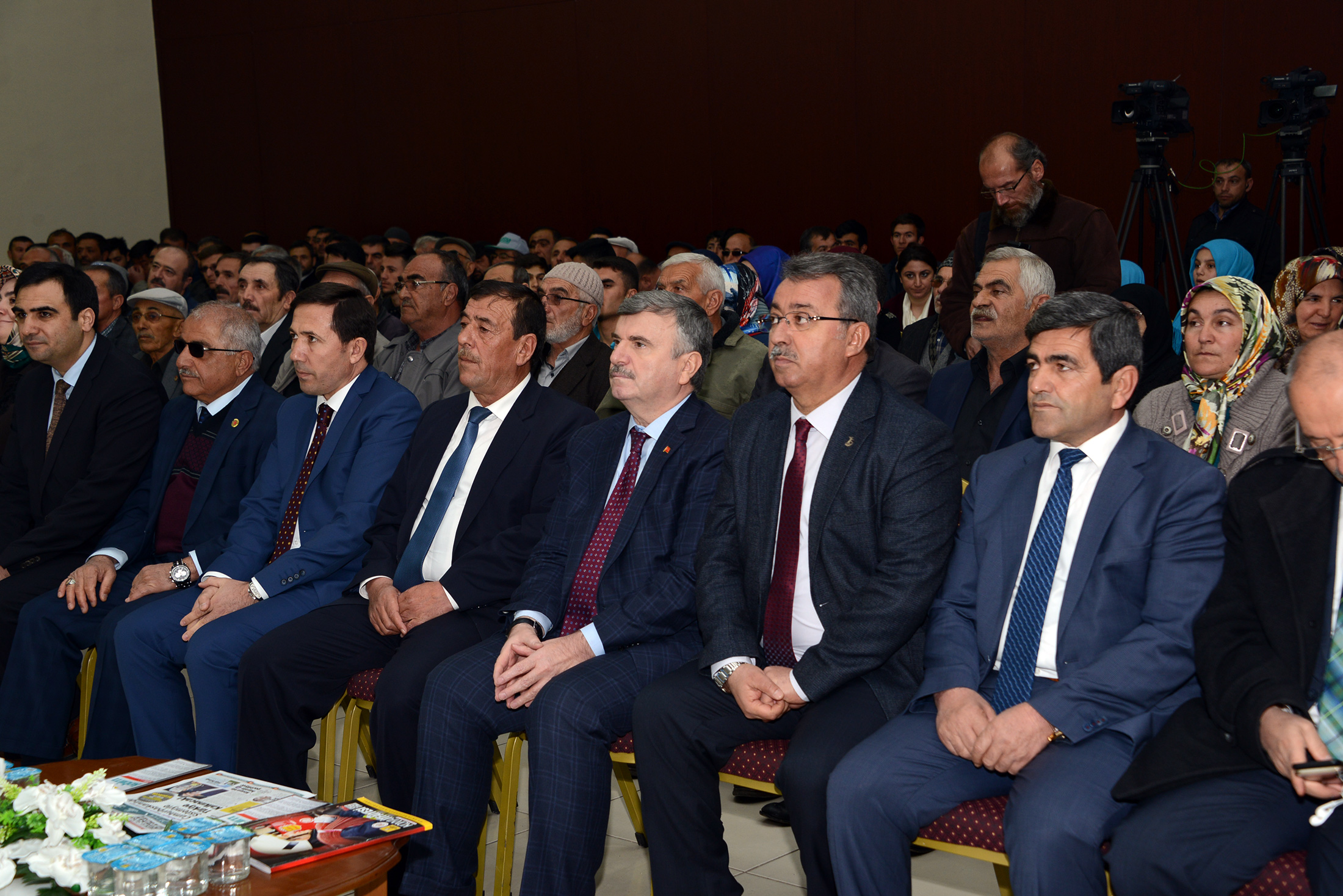 18 Yaşını Dolduran Bütün Kardeşlerimiz Sandığa Koşsun