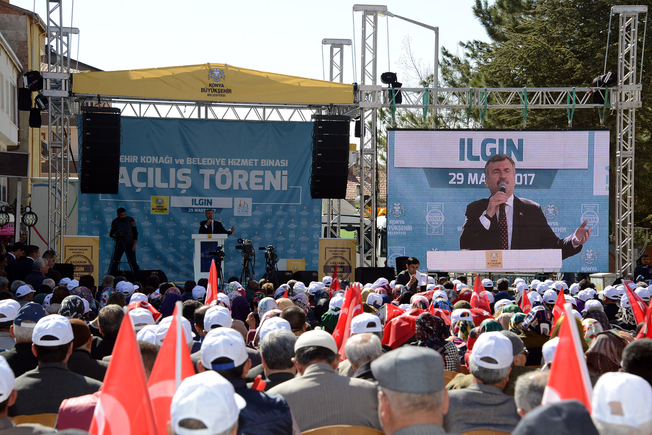 Milletimiz Kalkınma Yolunda Yürümeye Kararlı