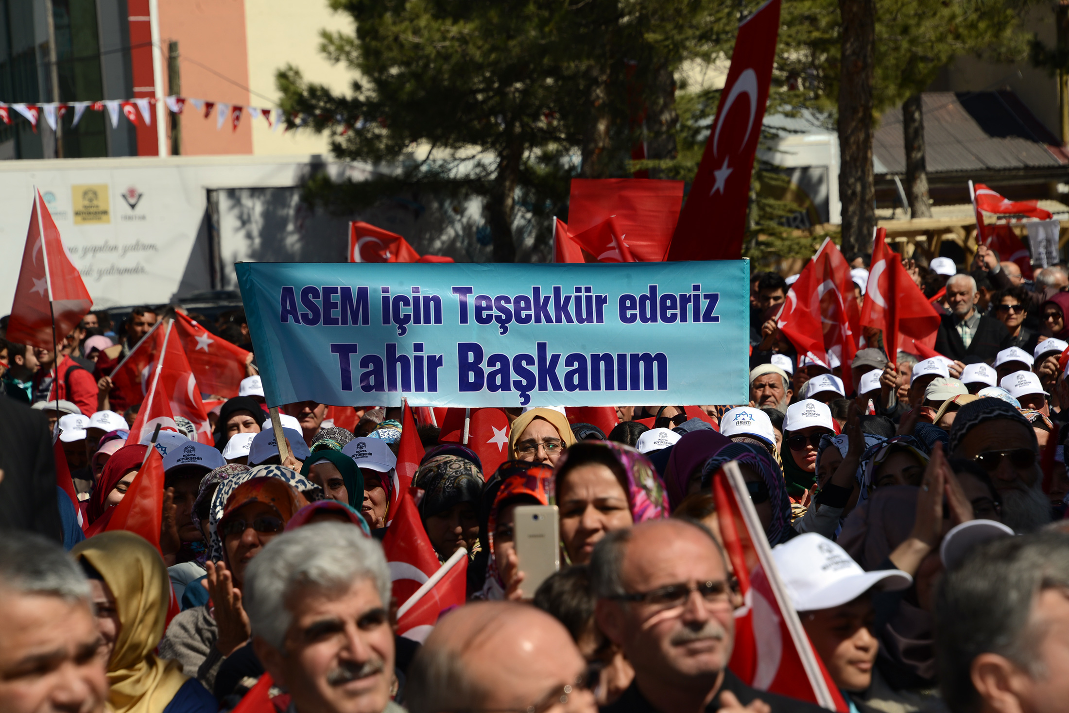Milletimiz Kalkınma Yolunda Yürümeye Kararlı