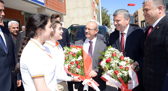 Milletimiz Kalkınma Yolunda Yürümeye Kararlı