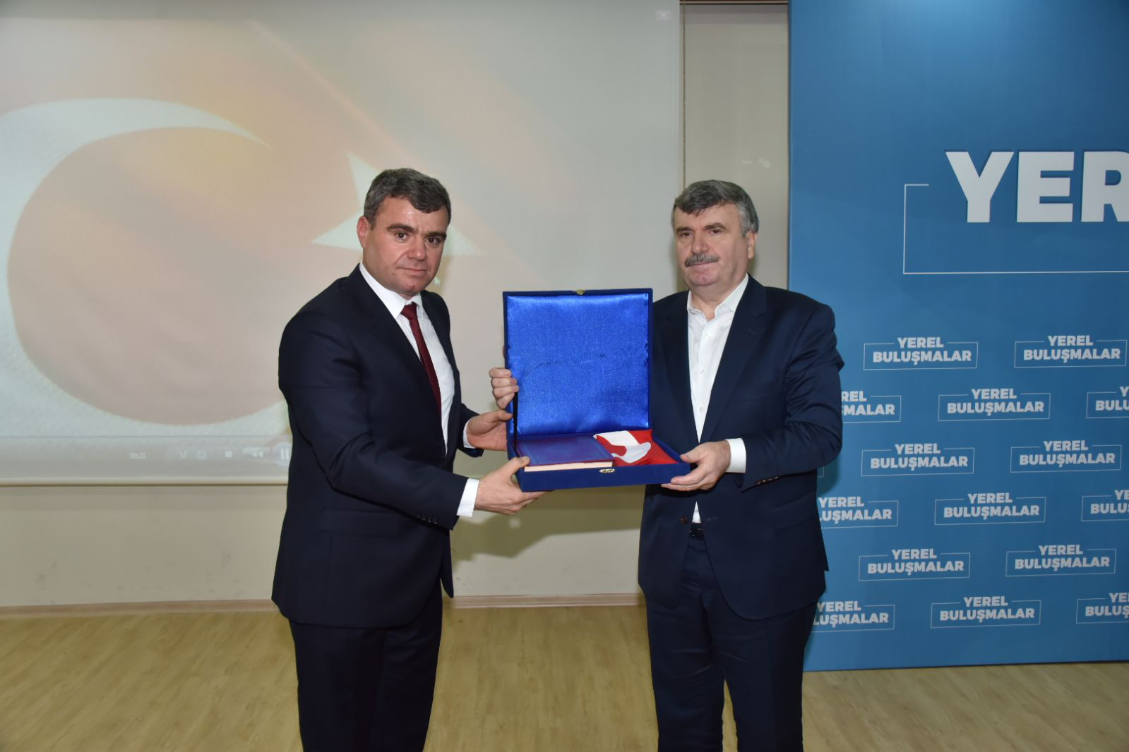 Kadınhanı'nda Büyükşehir Yatırımları Tam Hız Devam Ediyor